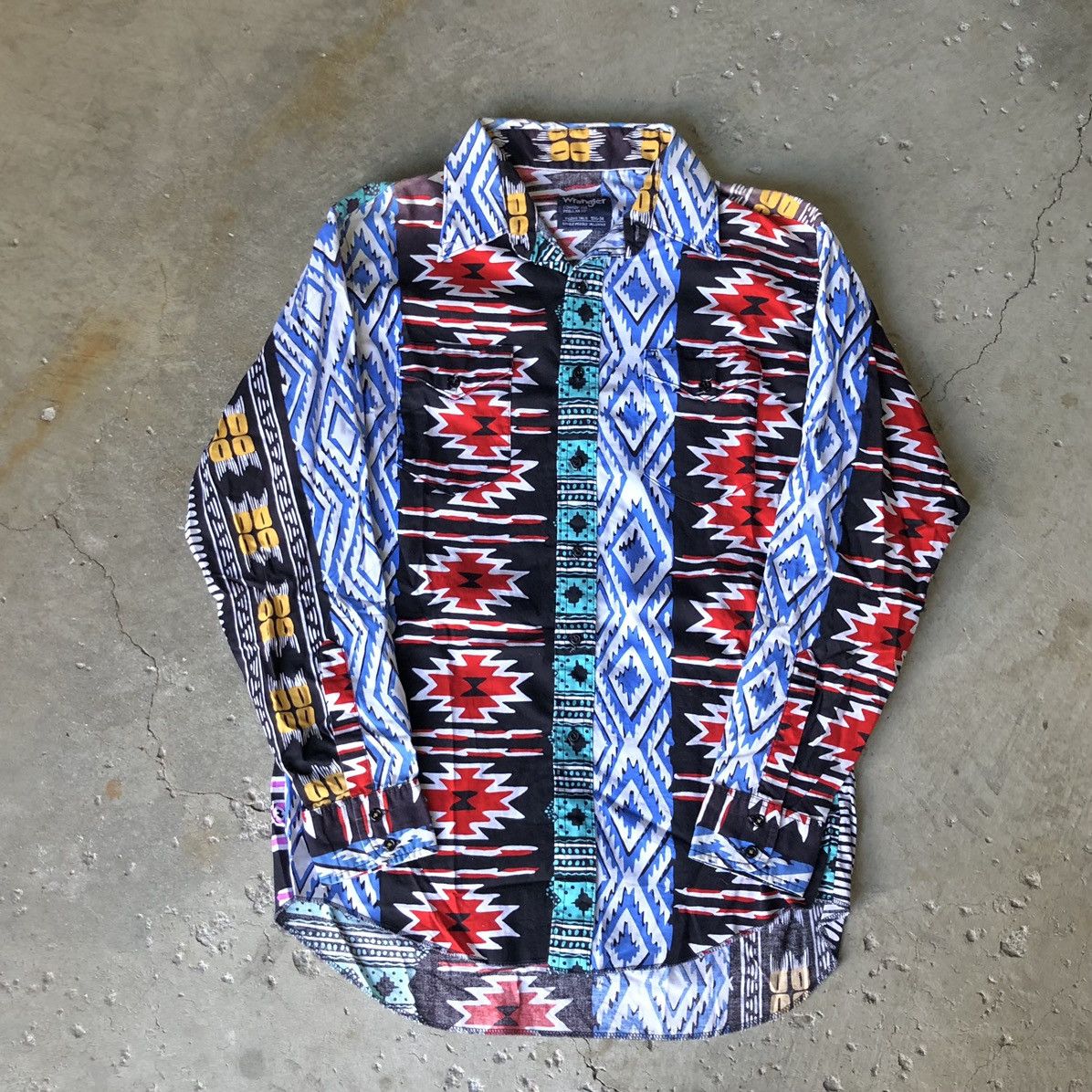 Vintage 90s Wrangler Western Shirt Aztec Style Pattern