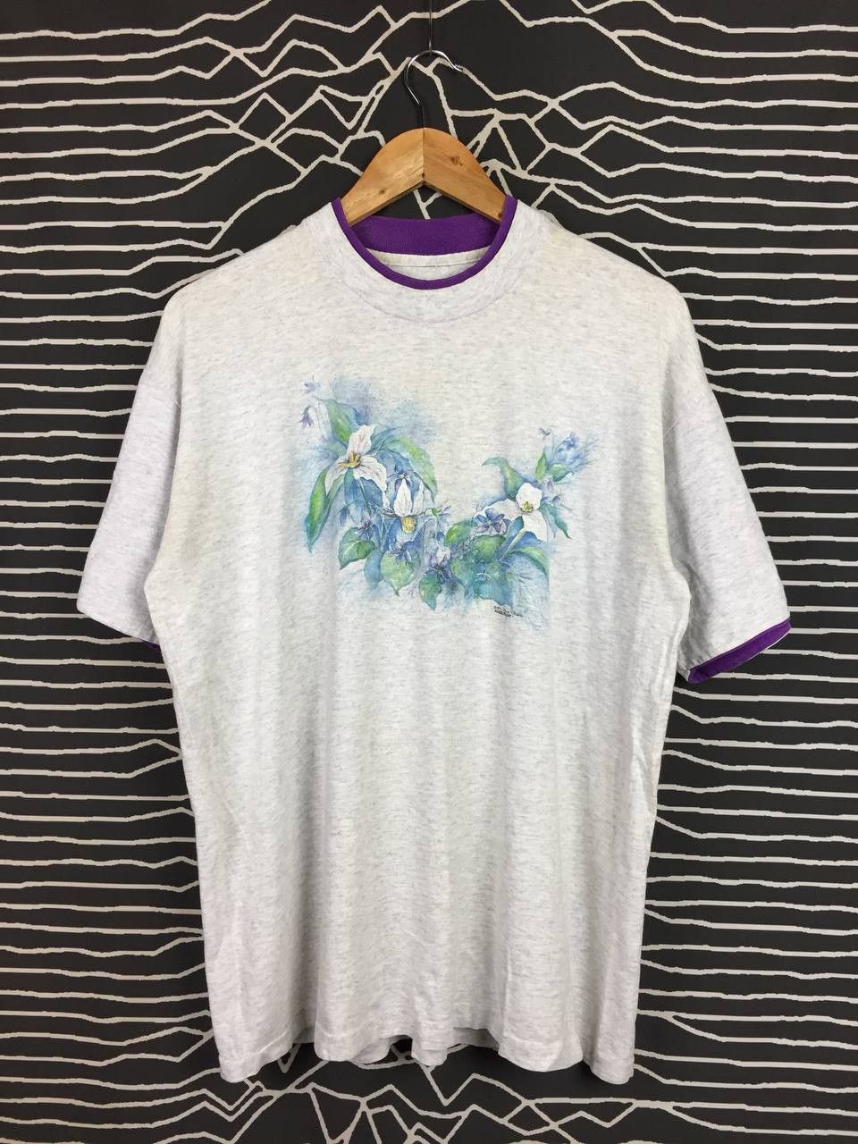 Vintage Vtg 90s Ameriprint Retro Botanical Watercolor Graphic Tee