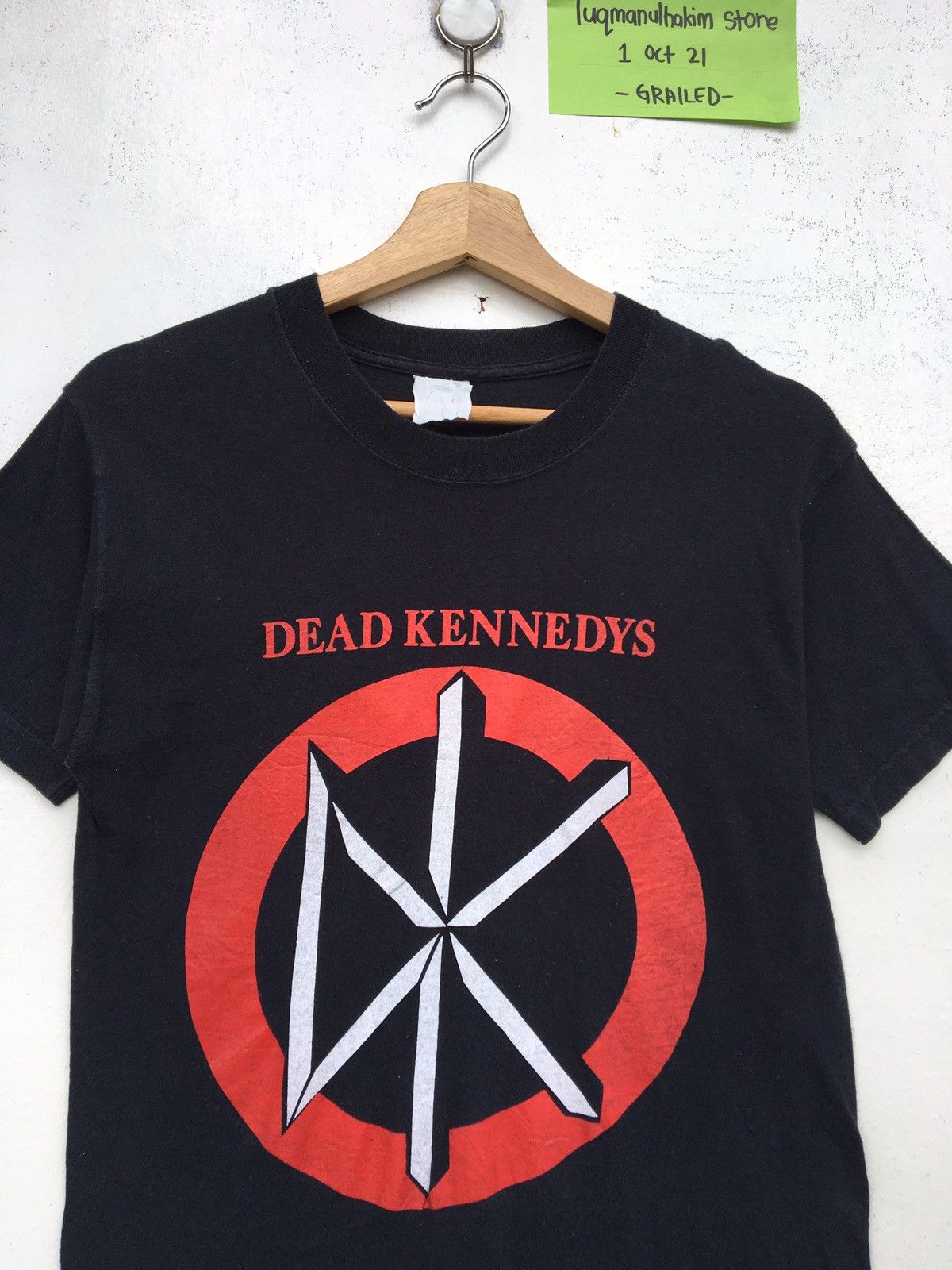Band Tees Vintage 90 S Dead Kennedy S Punk Rock Band T Shirt Hoodie, Sweatshirt | FlexRushtees.com
