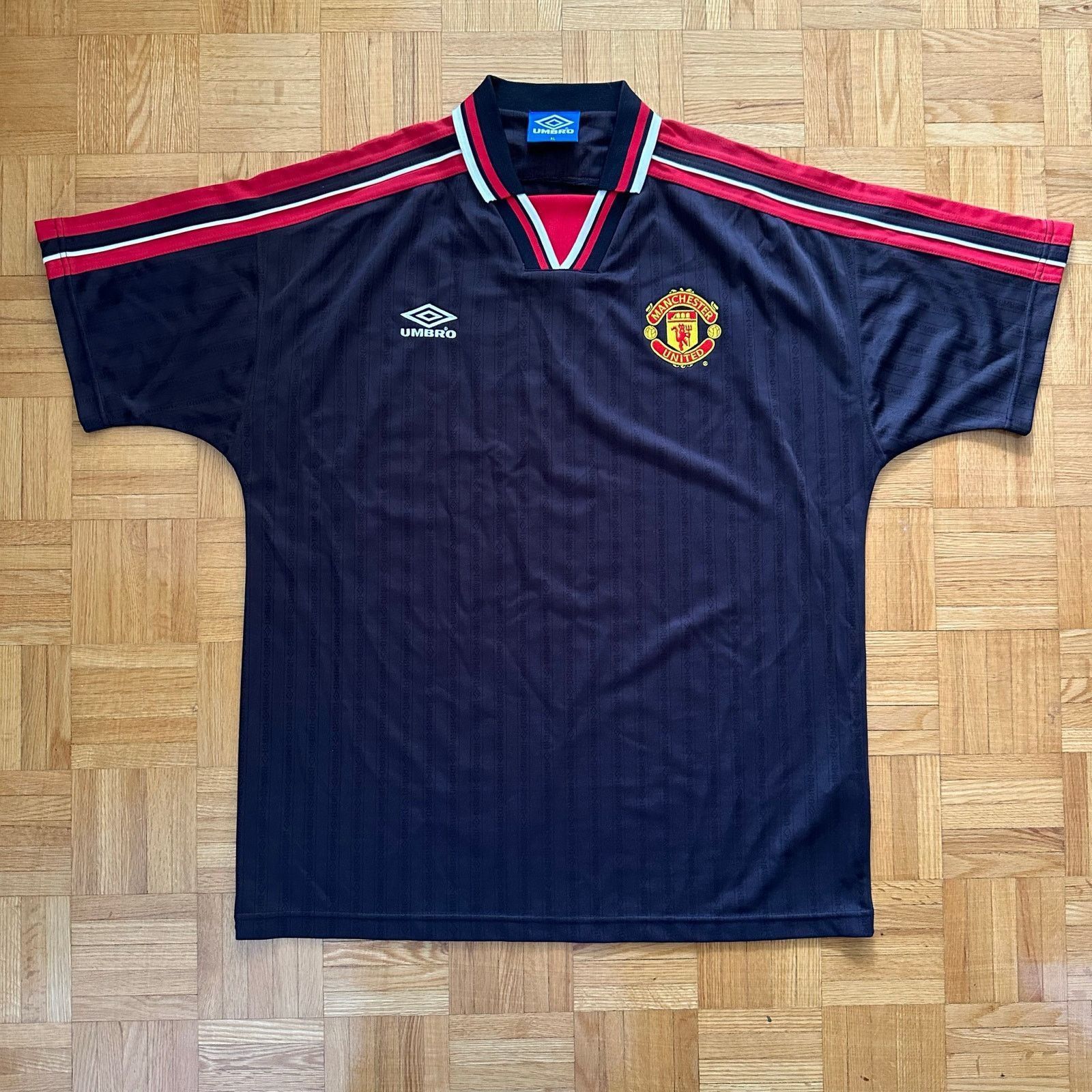 Umbro Vintage Manchester United Umbro Training Practice Jersey Xl