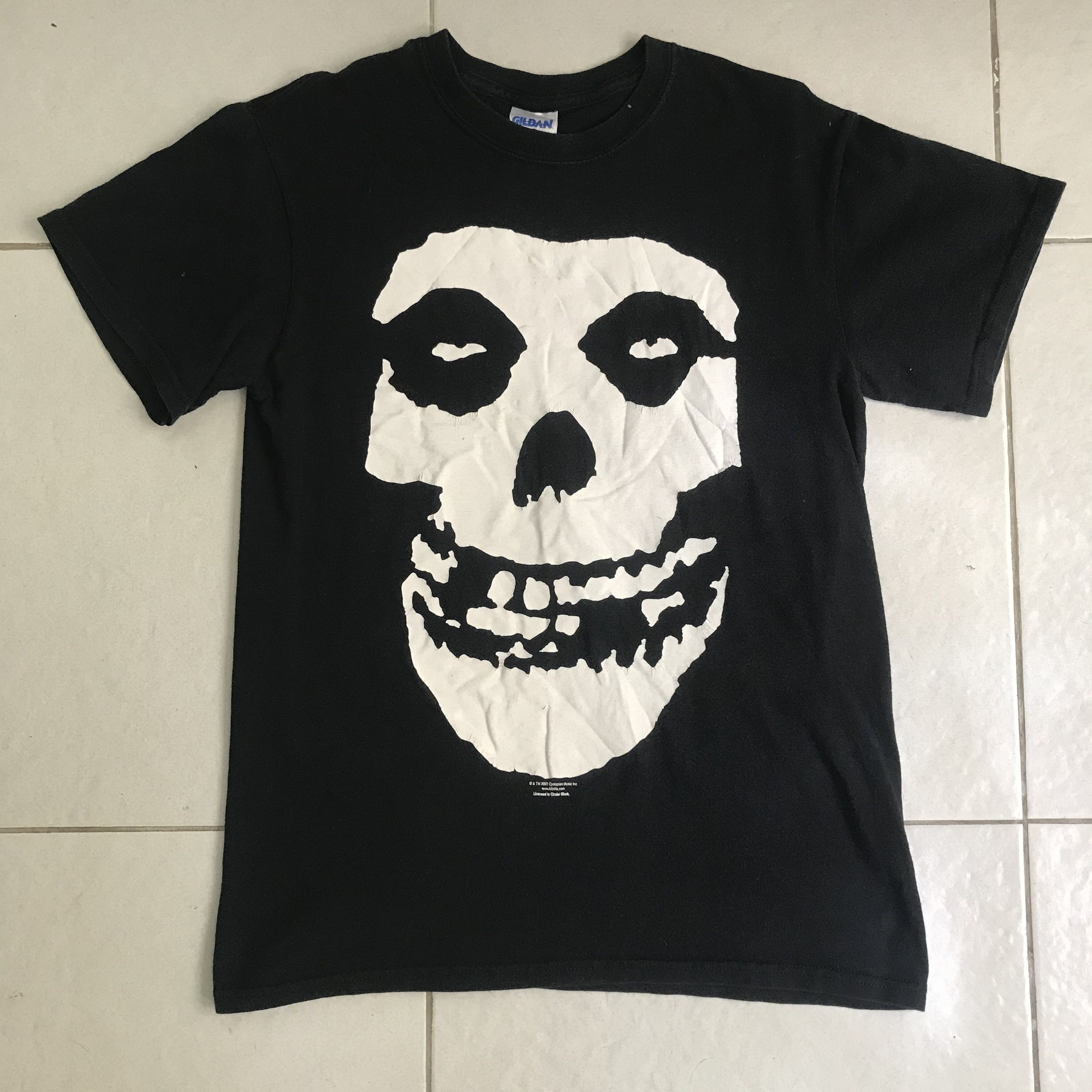 X Vintage Misfits Vintage 2001 T Shirt Size S Hoodie, Sweatshirt | FlexRushtees.com
