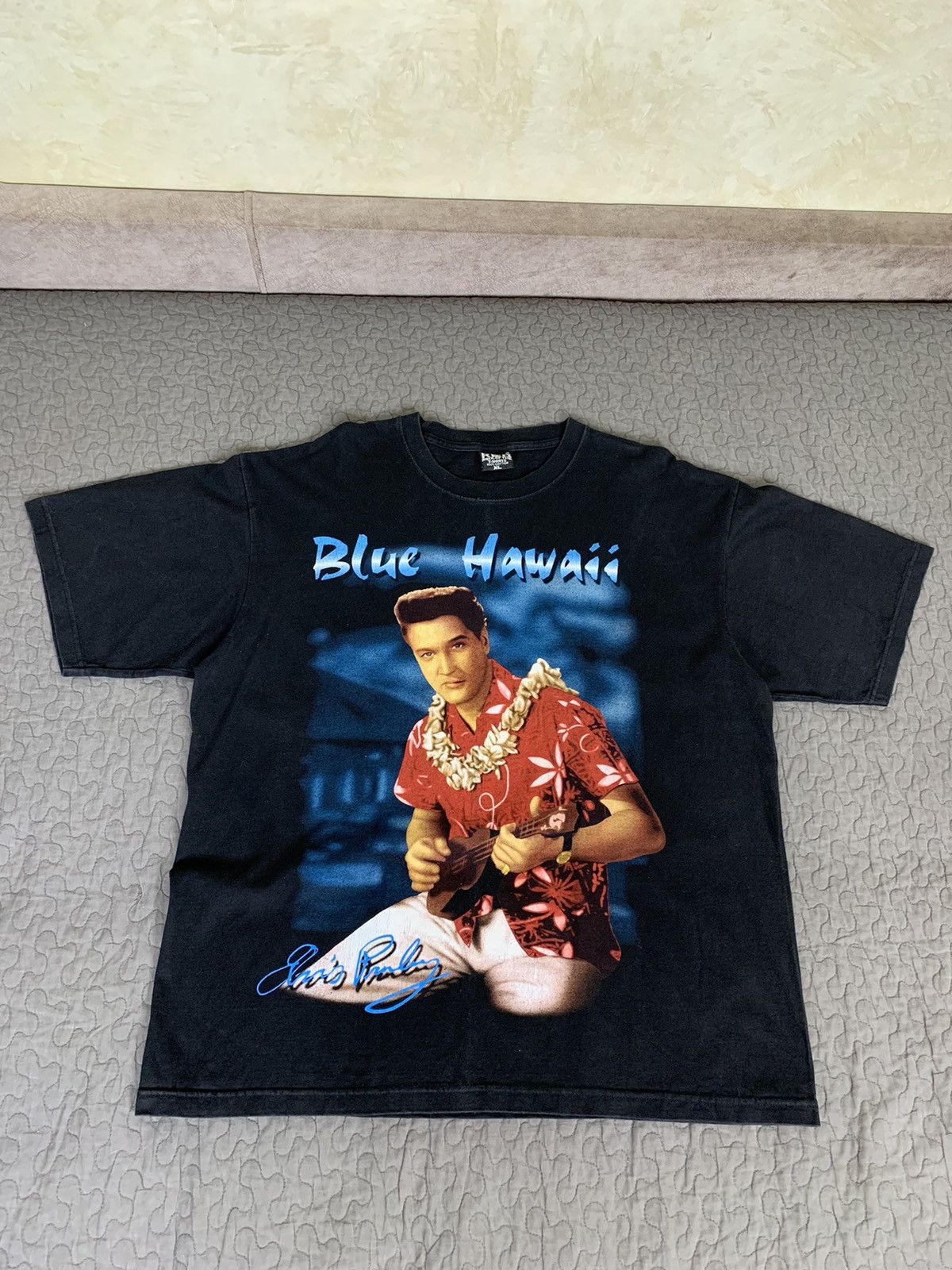 Vintage Elvis Presley Blue Hawaii Bootleg T Shirt Hoodie, Sweatshirt | FlexRushtees.com