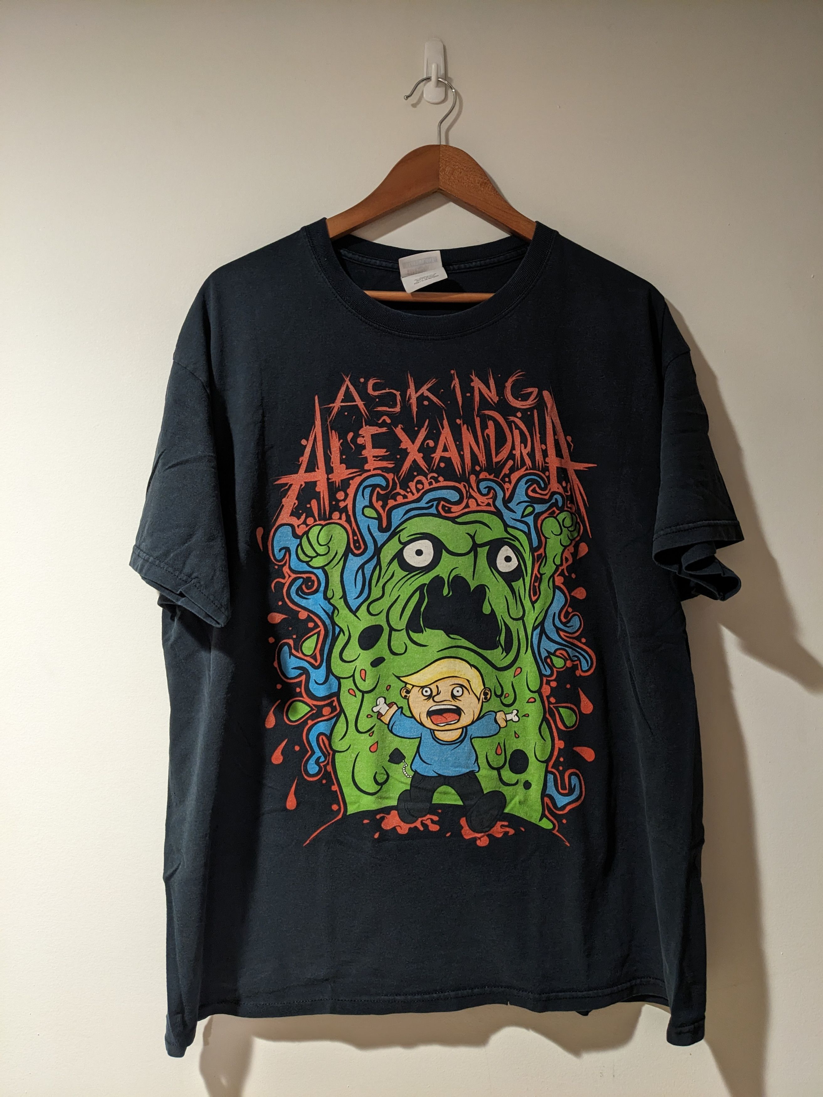 Hot Topic X Vintage Vintage 2009 Asking Alexandria Stand Up And Scream T Shirt