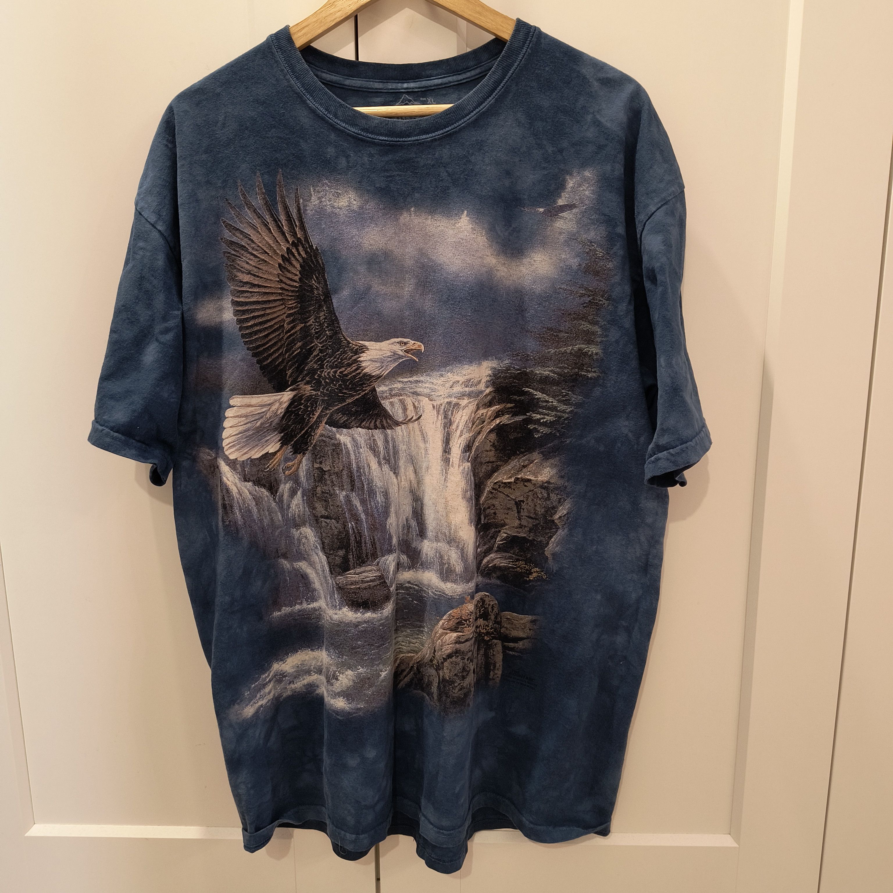 Vintage The Mountain T Shirt Size Xl Men Eagle Water
