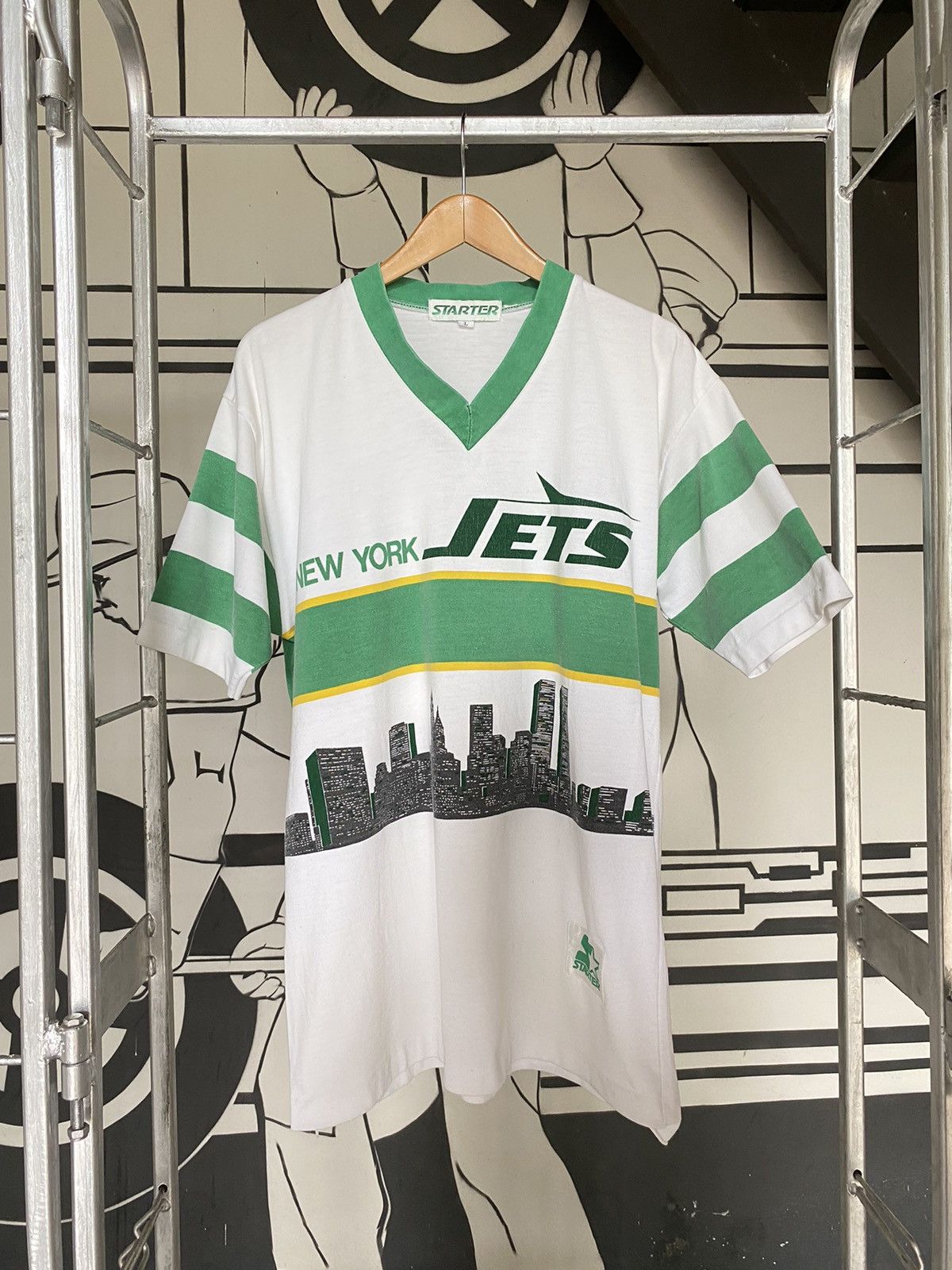 Starter New York Jets V Neck Tee