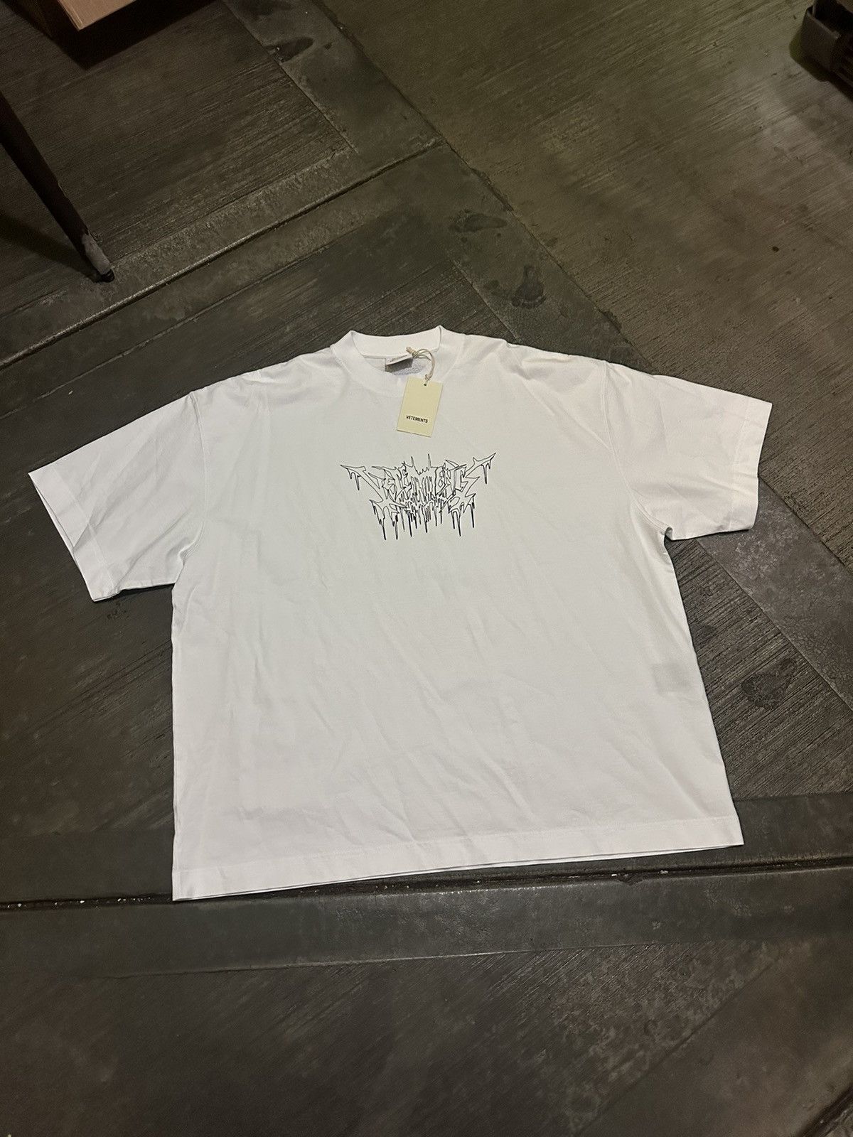 Custom Vetements Tee Hoodie, Sweatshirt | FlexRushtees.com