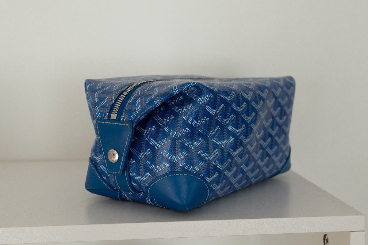Goyard Toiletry Bag T-Shirts, Hoodie, Sweatshirt | AU16VibeMintTees.com