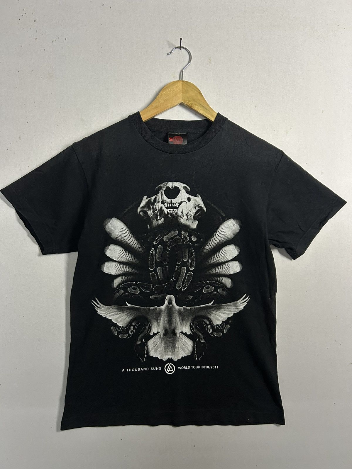Vintage Linkin Park A Thousand Sun Word Tour T-Shirts, Hoodie, Sweatshirt | FlexRushtees.com