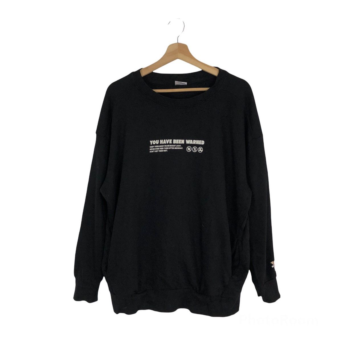 Japanese Brand Rare Horror Movie Sweatshirt Gremlins