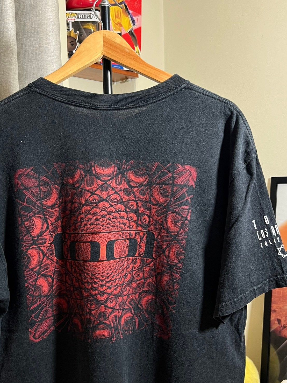 Vintage Tool Los Angeles California Tour Shirt Bn Hoodie, Sweatshirt | FlexRushtees.com