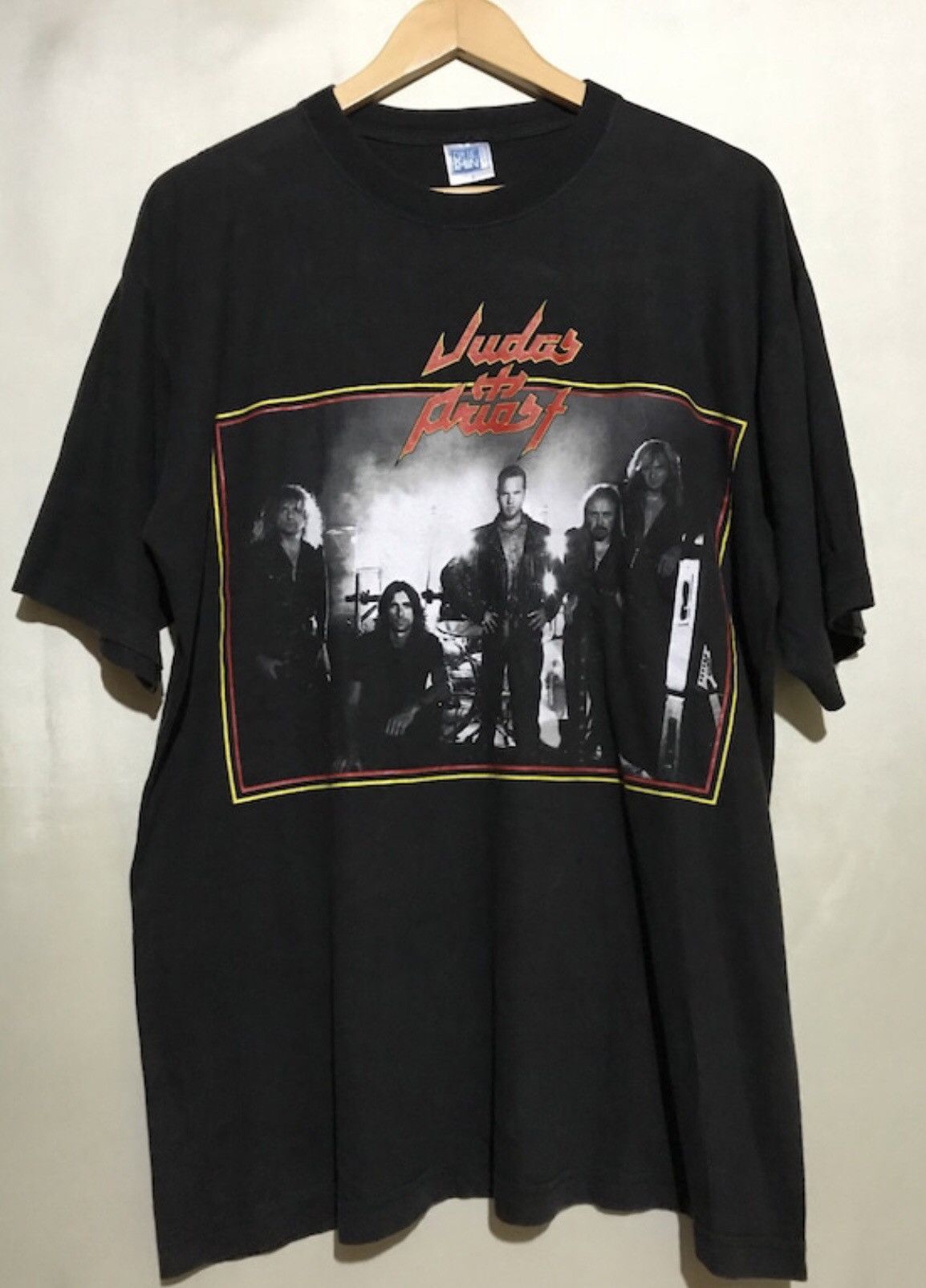 Vintage Judas Priest Jugulator World Tour 1998 Tshirt Hoodie, Sweatshirt | FlexRushtees.com