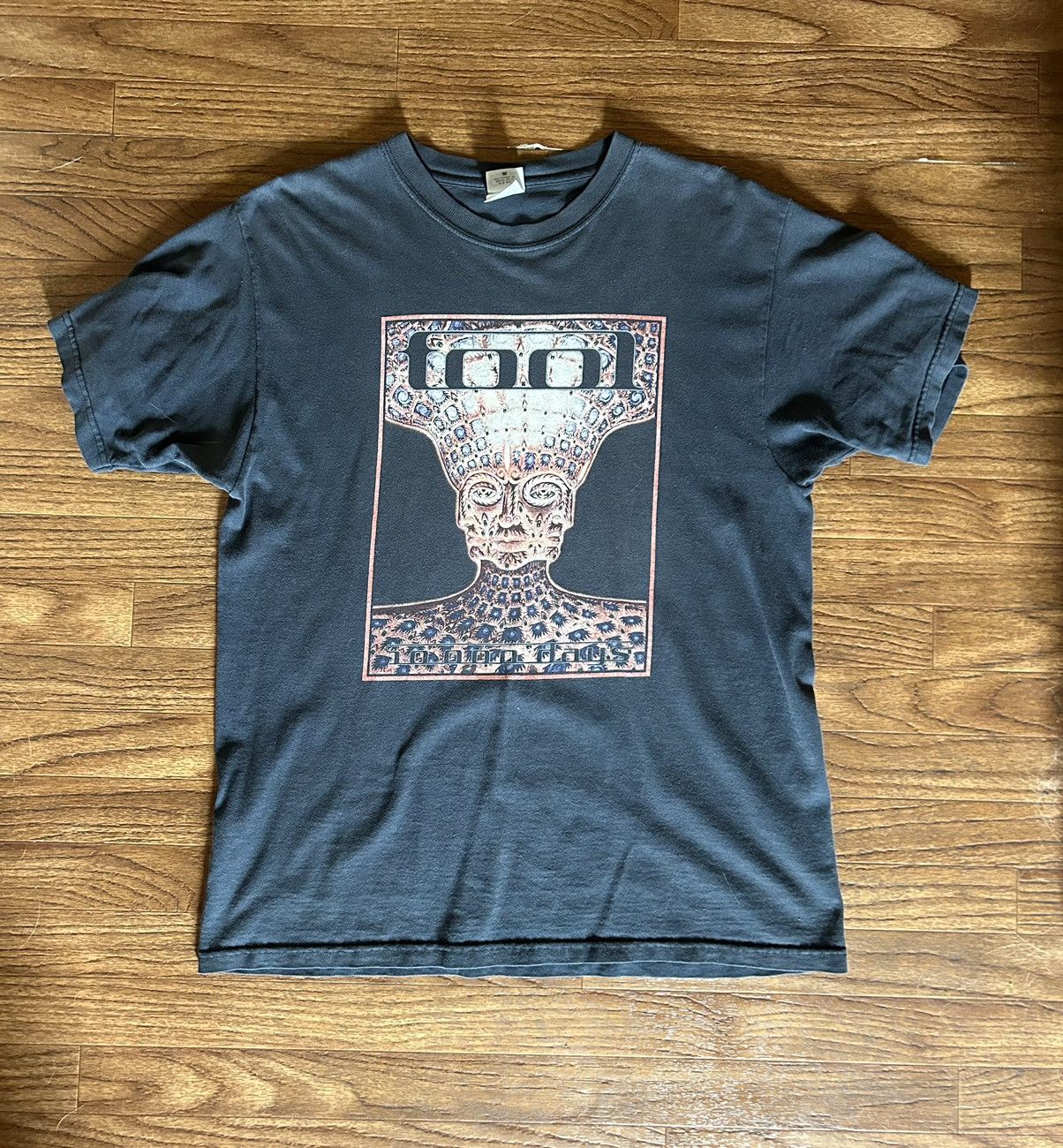 Vintage Tool 10 000 Days Shirt Hoodie, Sweatshirt | FlexRushtees.com