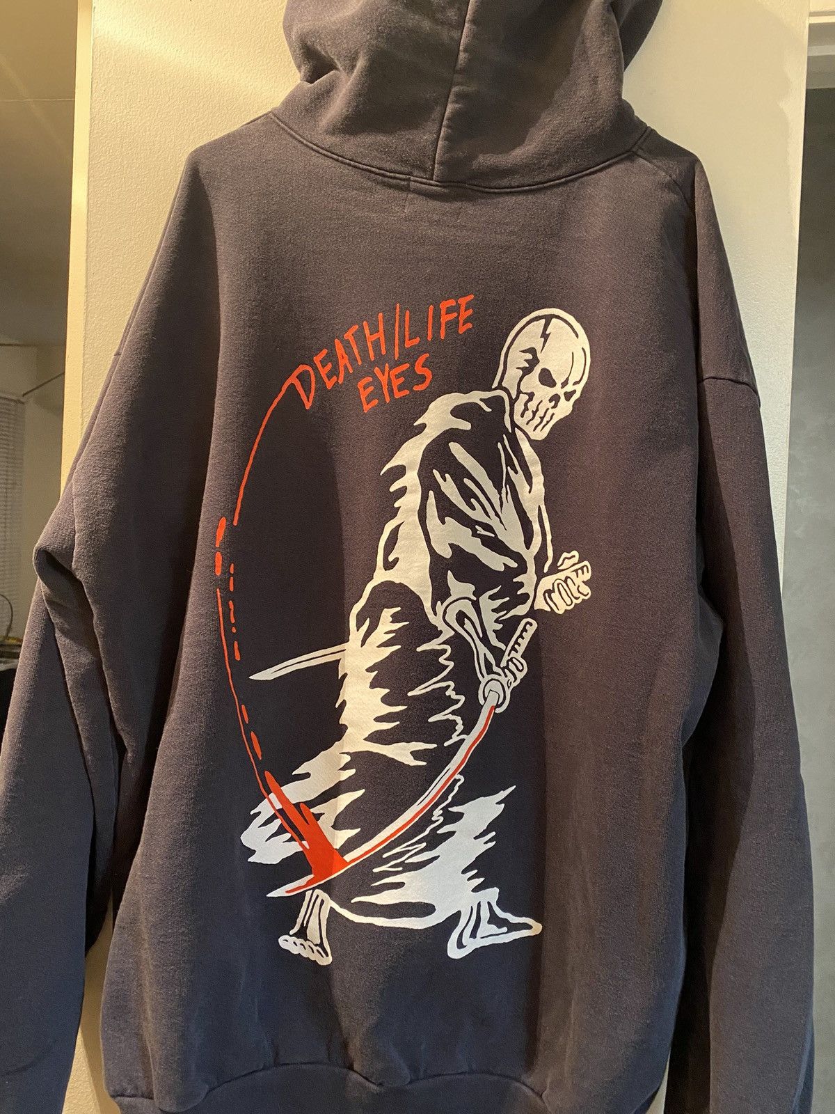 Lotas Warren Lotas Death Life Eyes Samurai Hoodie Xxl Used T-Shirts, Sweatshirt | FlexRushtees.com