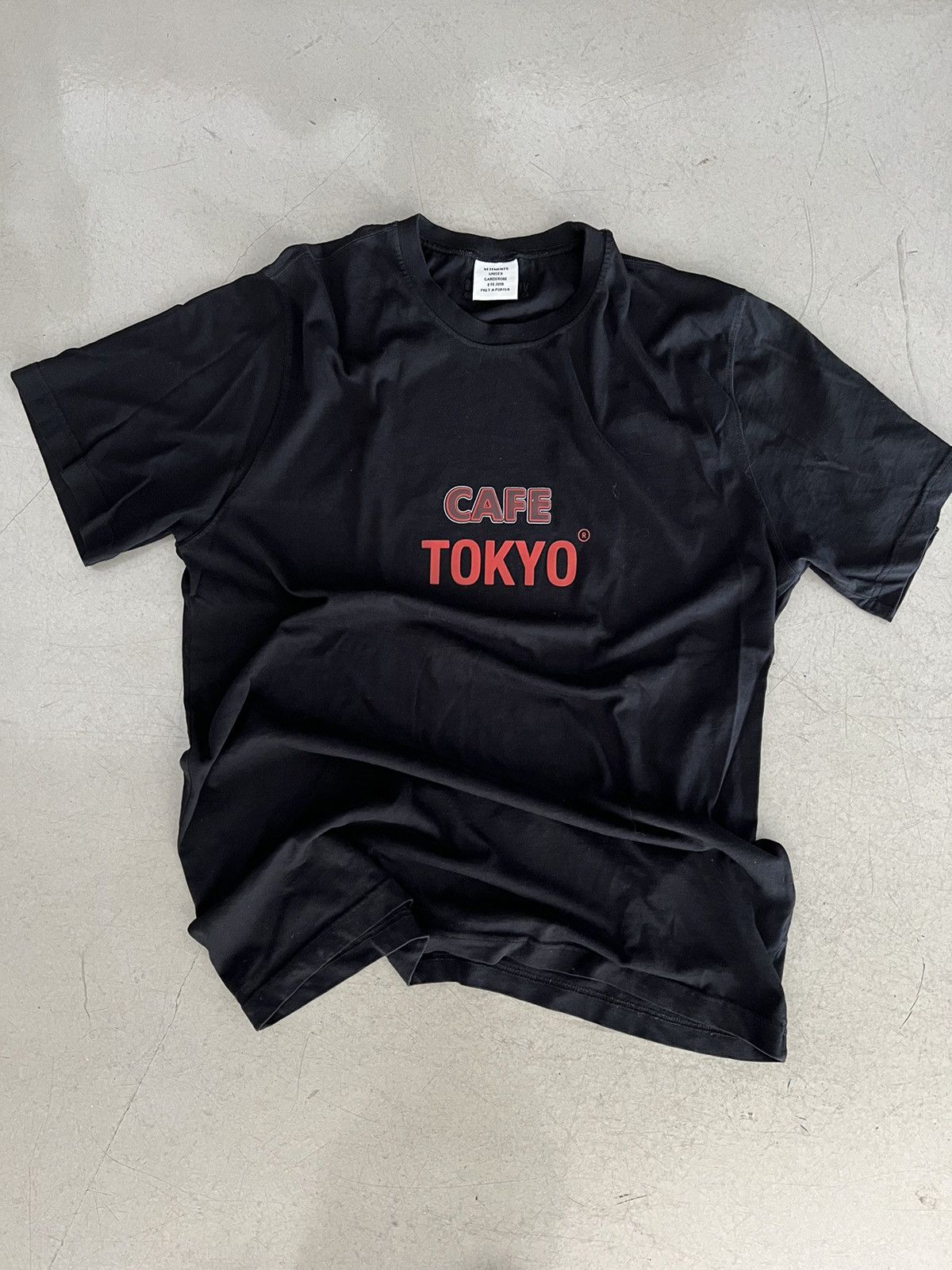 Vetements Cafe Tokyo Tee Hoodie, Sweatshirt | FlexRushtees.com