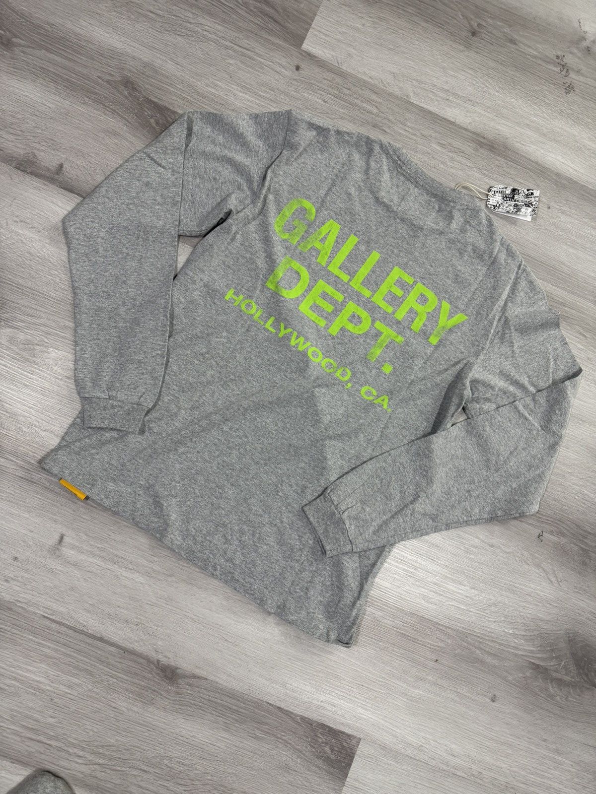 Dept Gallery Dept Souvenir L S Heather Grey