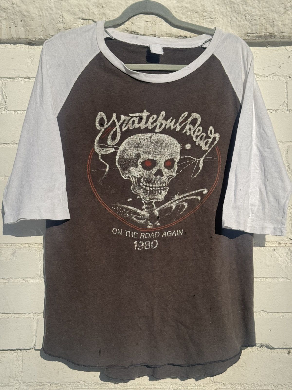 Vintage 1980 The Greatful Dead Baseball Shirt Hoodie, Sweatshirt | AU16VibeMintTees.com