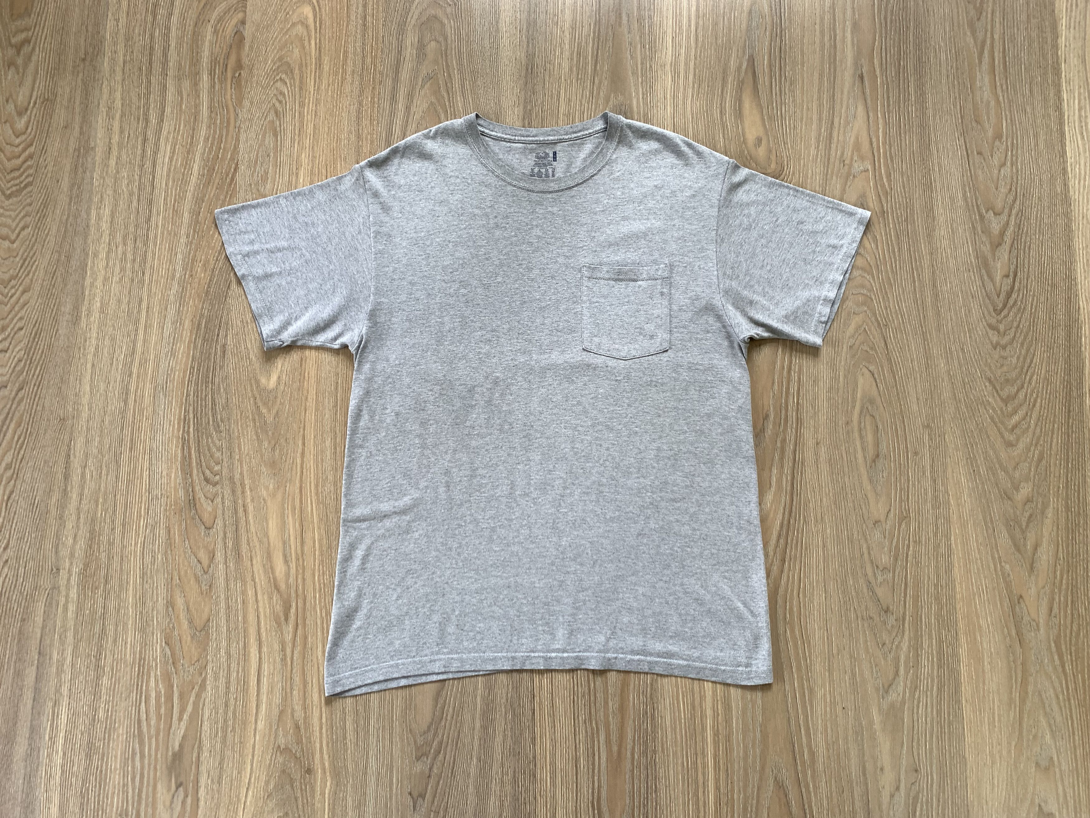Vintage Fruit Of The Loom Grey Basic Pocket T Shirt