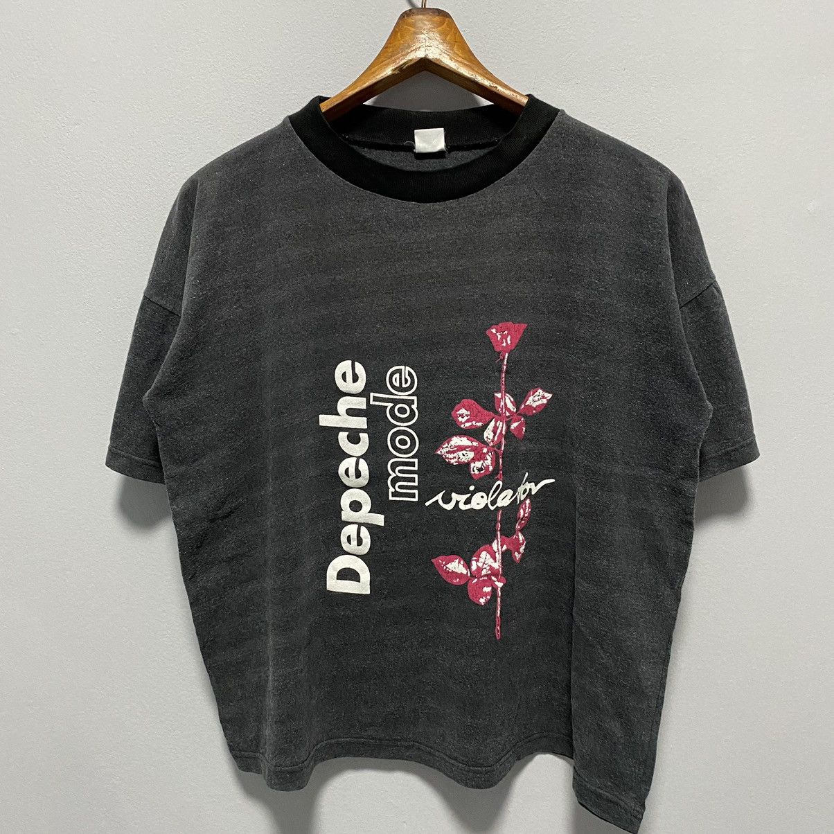 Vintage 90 S Depeche Mode Band Size Xl T-Shirts, Hoodie, Sweatshirt | FlexRushtees.com