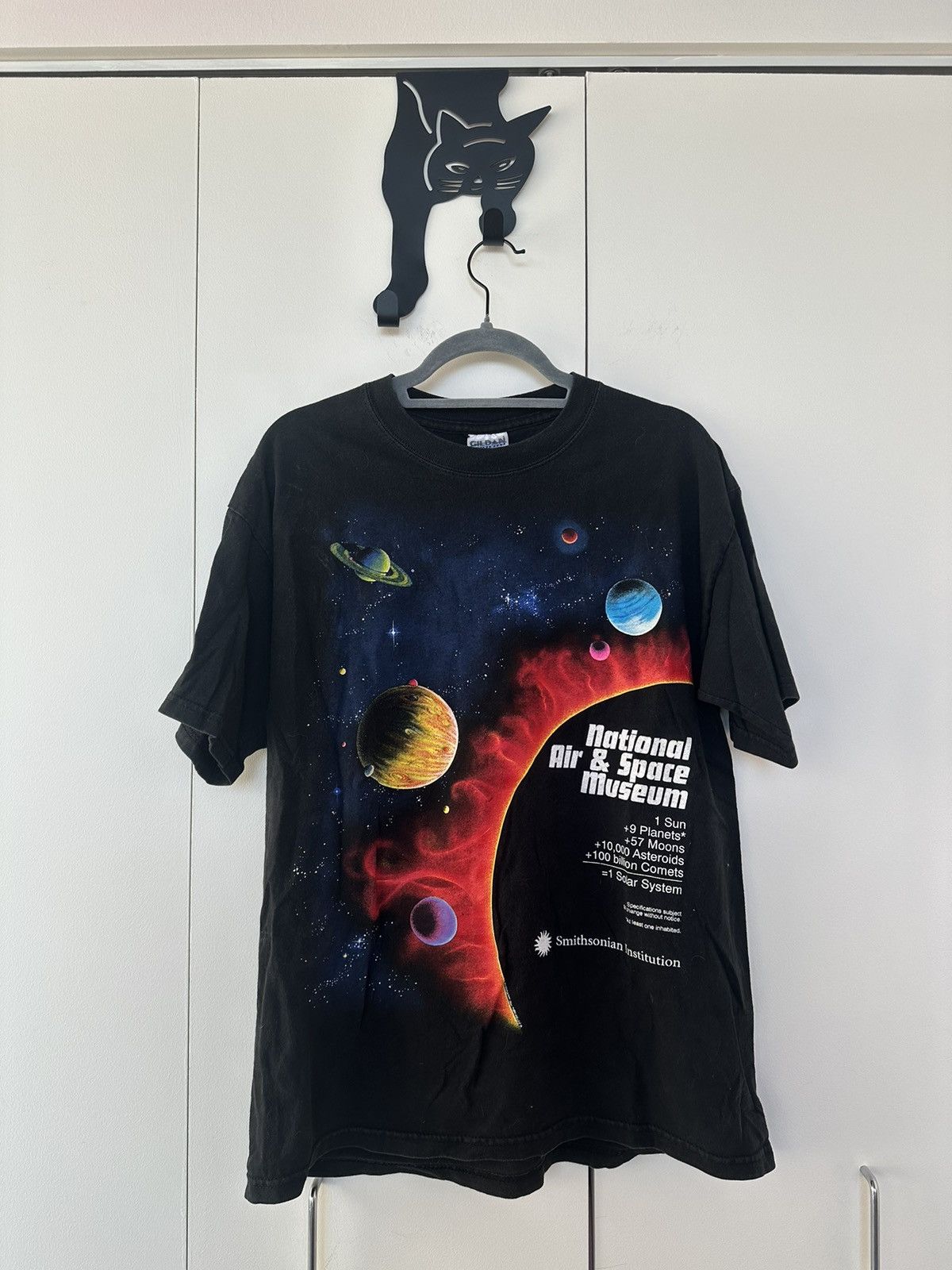 Vintage Smithsonian Museum T Shirt Hoodie, Sweatshirt | FlexRushtees.com