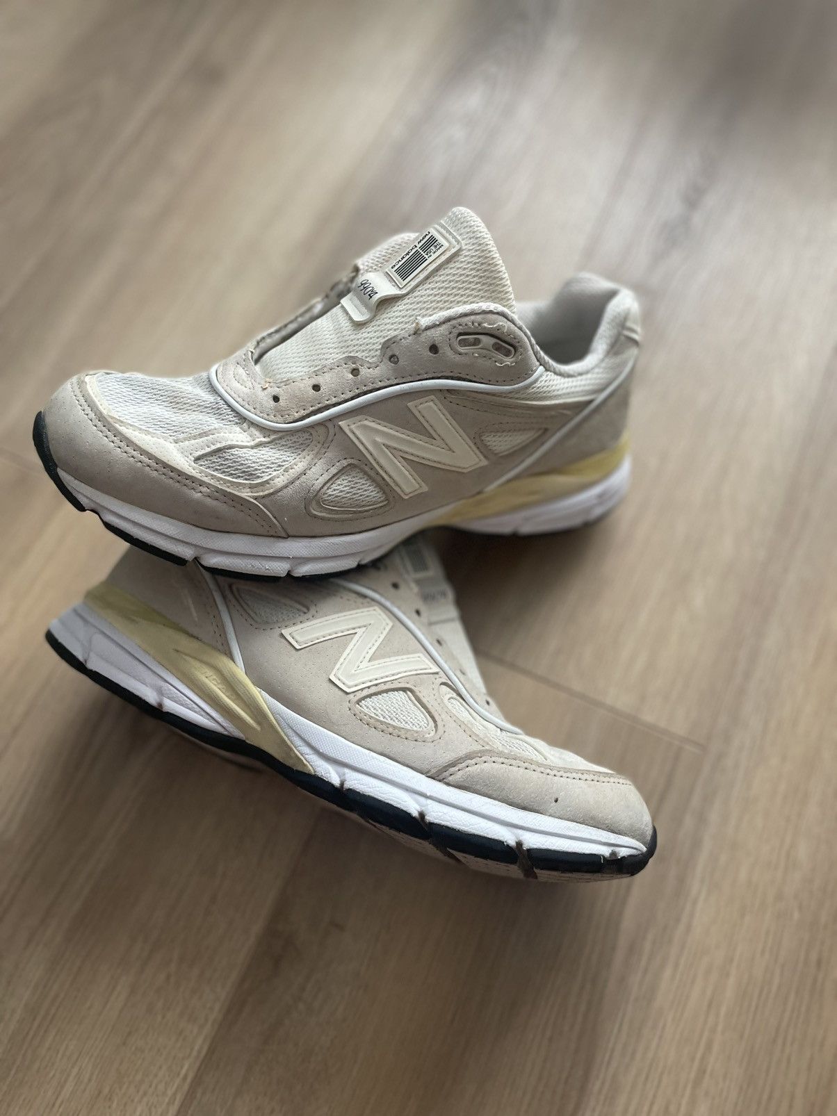 Stussy New Balnace X Stussy 990v4 Cream Made In Usa Hype Streetwear T-Shirts, Hoodie, Sweatshirt | FlexRushtees.com