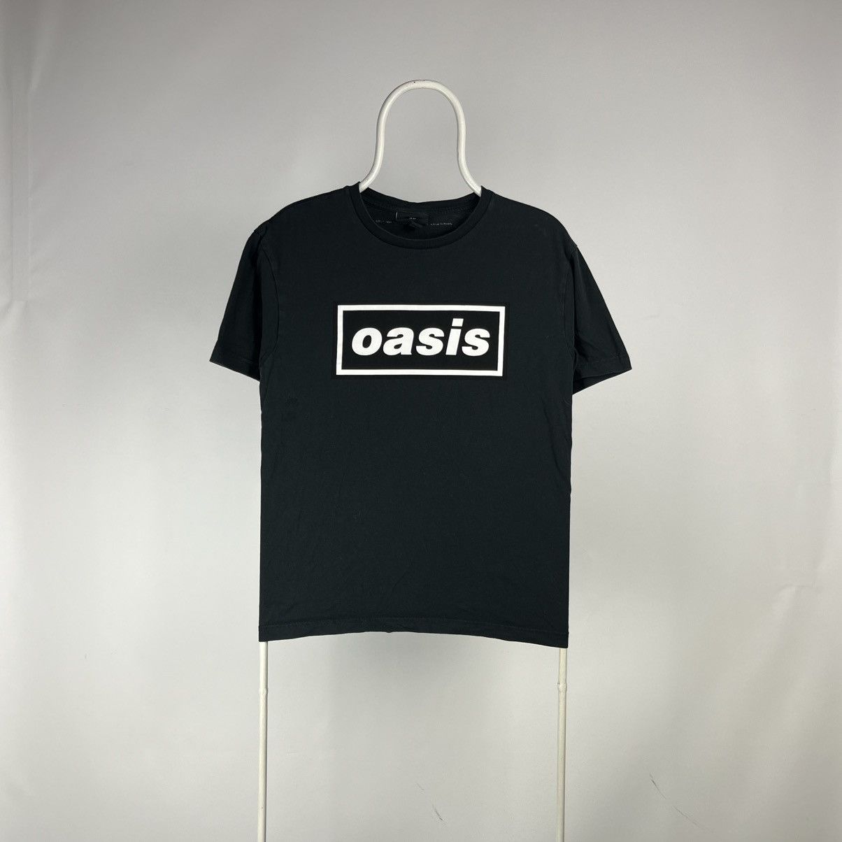 Band Tees Oasis Single Tshirt Box Logo Size Medium Hoodie, Sweatshirt | FlexRushtees.com
