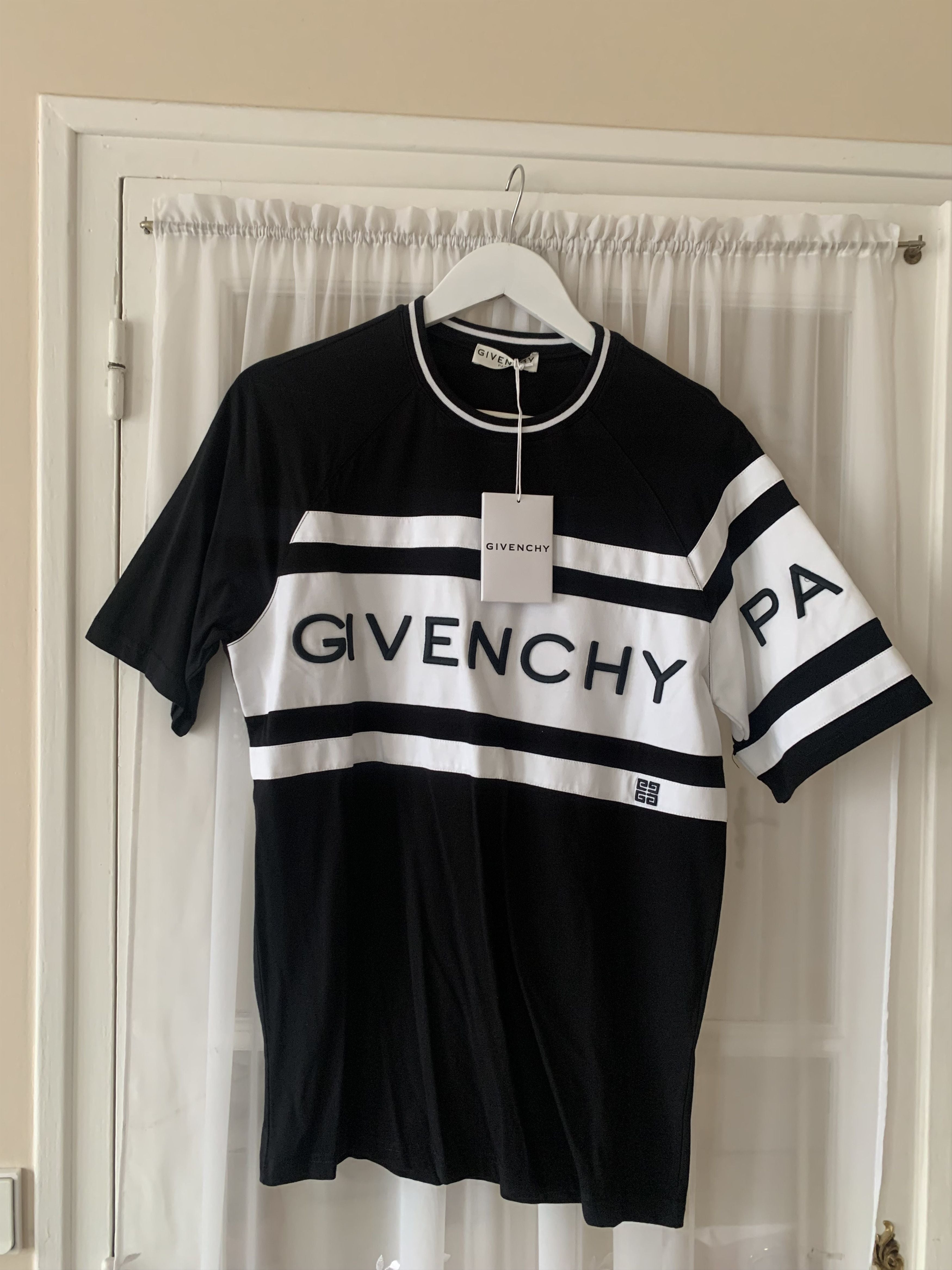 T Shirts Givenchy Hoodie, Sweatshirt | FlexRushtees.com