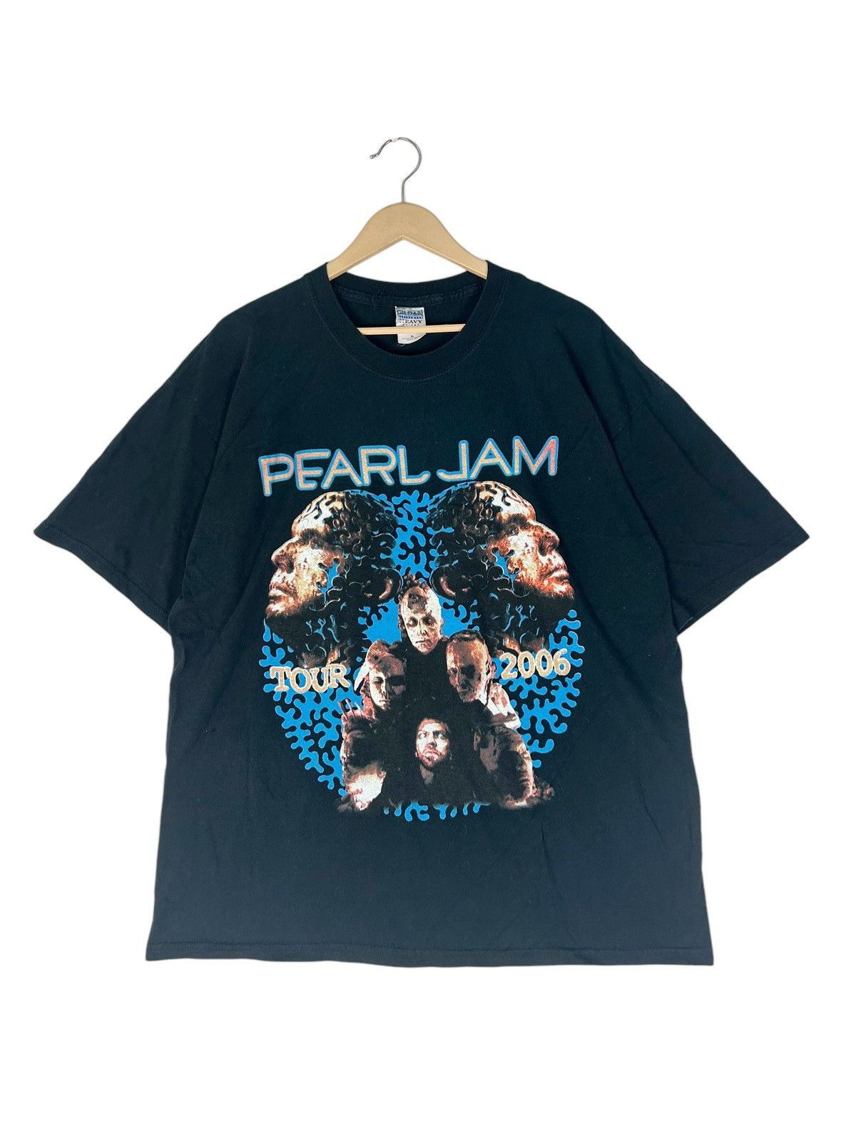 Vintage Pearl Jam Us Tour 20s The Avocado Album Grunge T-Shirts, Hoodie, Sweatshirt | FlexRushtees.com