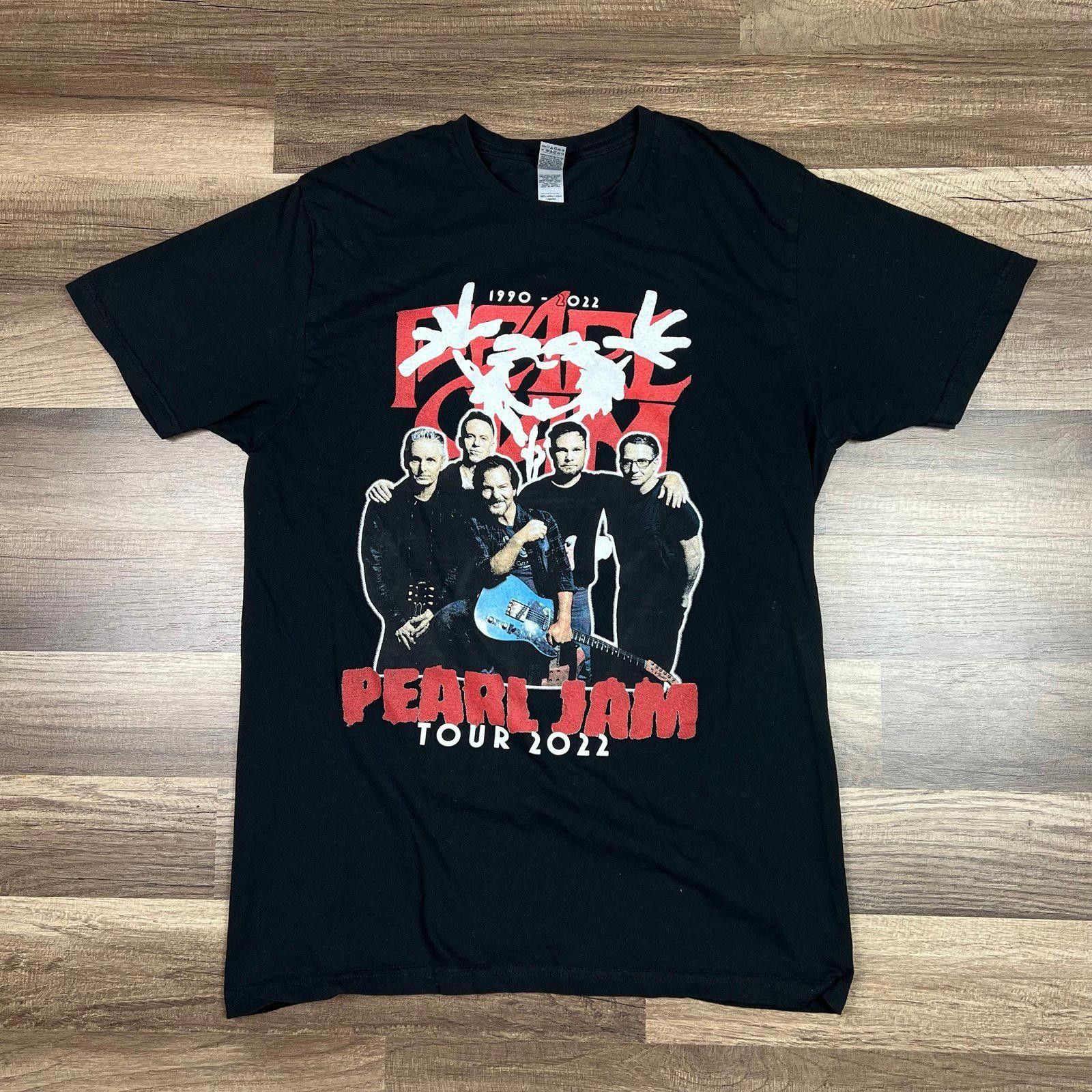 Gildan Pearl Jam 2022 Us Tour Official T Shirt Size Medium Hoodie, Sweatshirt | FlexRushtees.com