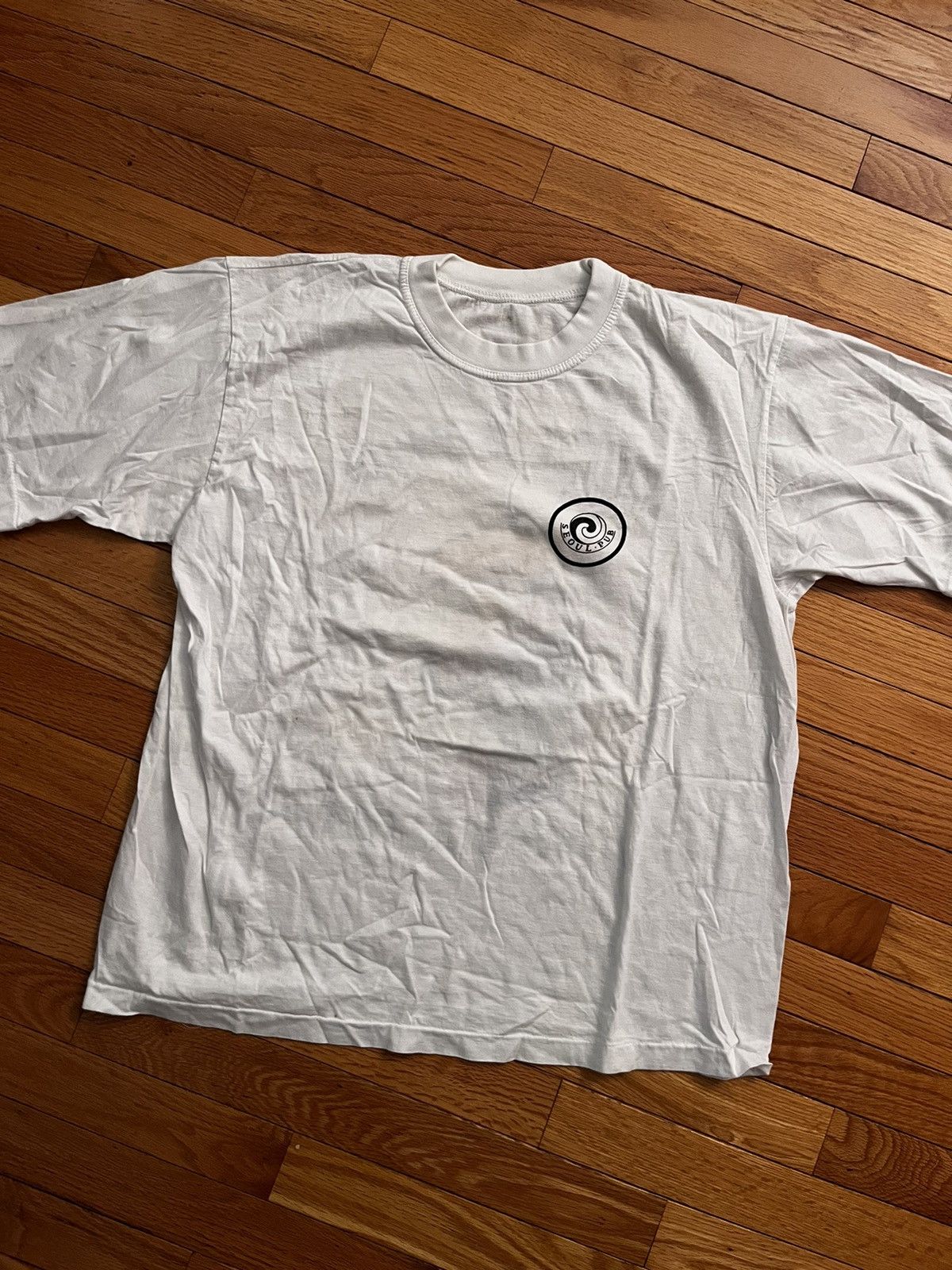 Vintage Vtg Seoul Pub Korea Tee Hoodie, Sweatshirt | FlexRushtees.com