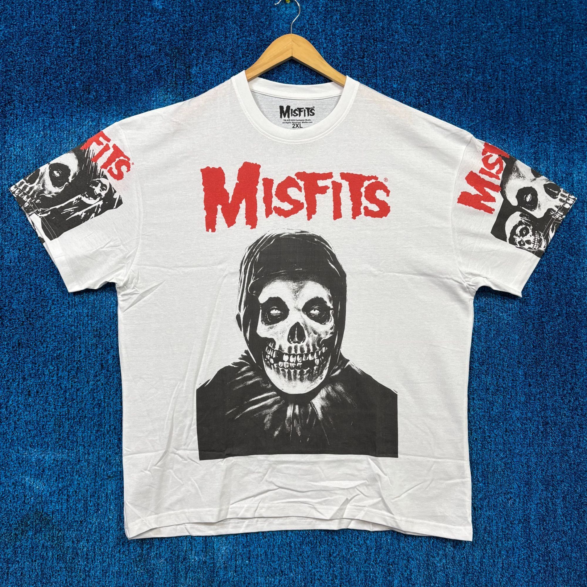 Misfits Fiends Club Crimson Ghost Horror Punk Band Tee 2xl Hoodie, Sweatshirt | FlexRushtees.com