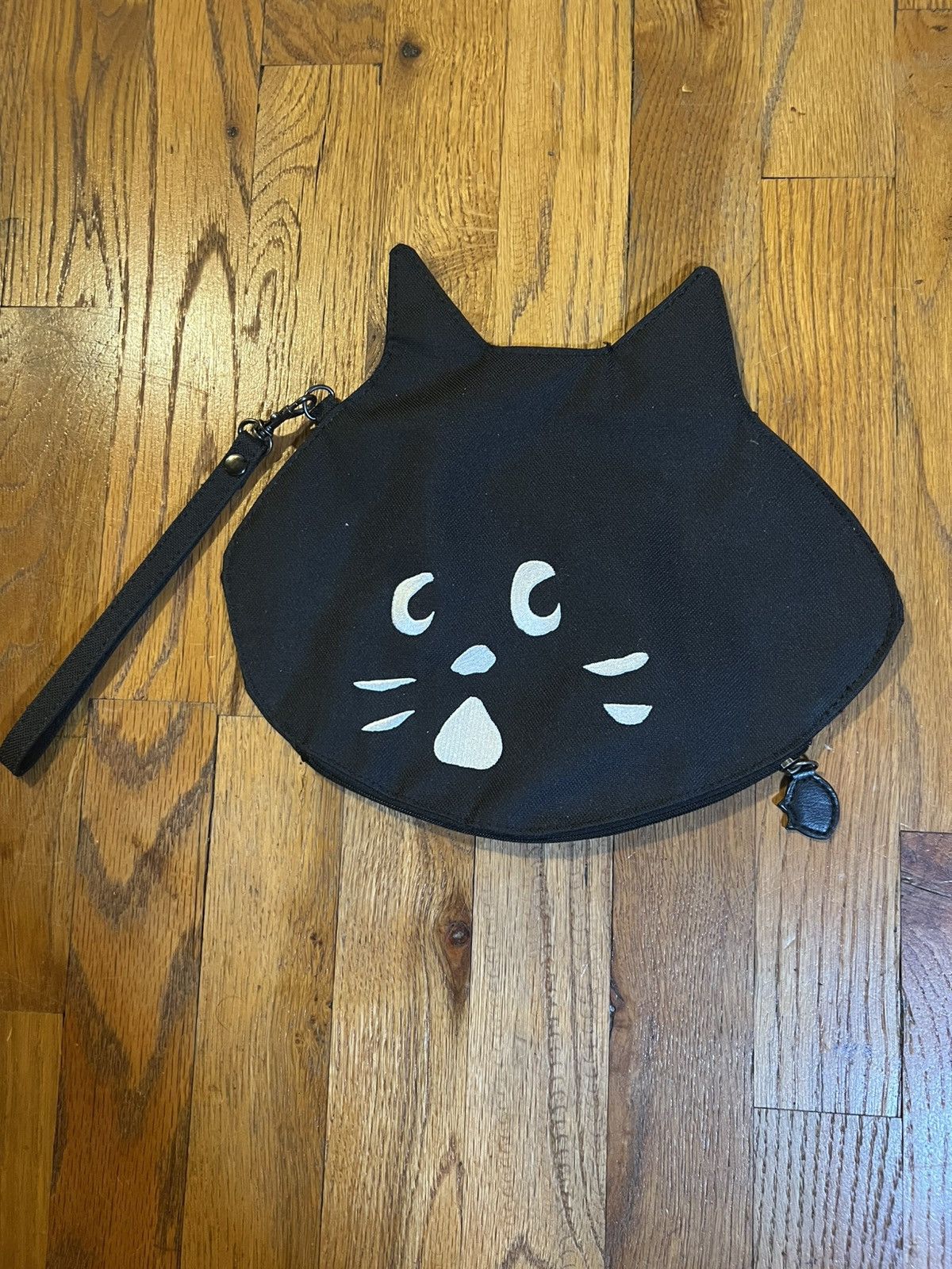 Net Ne Net Pencil Pouch Bag T-Shirts, Hoodie, Sweatshirt | AU16VibeMintTees.com