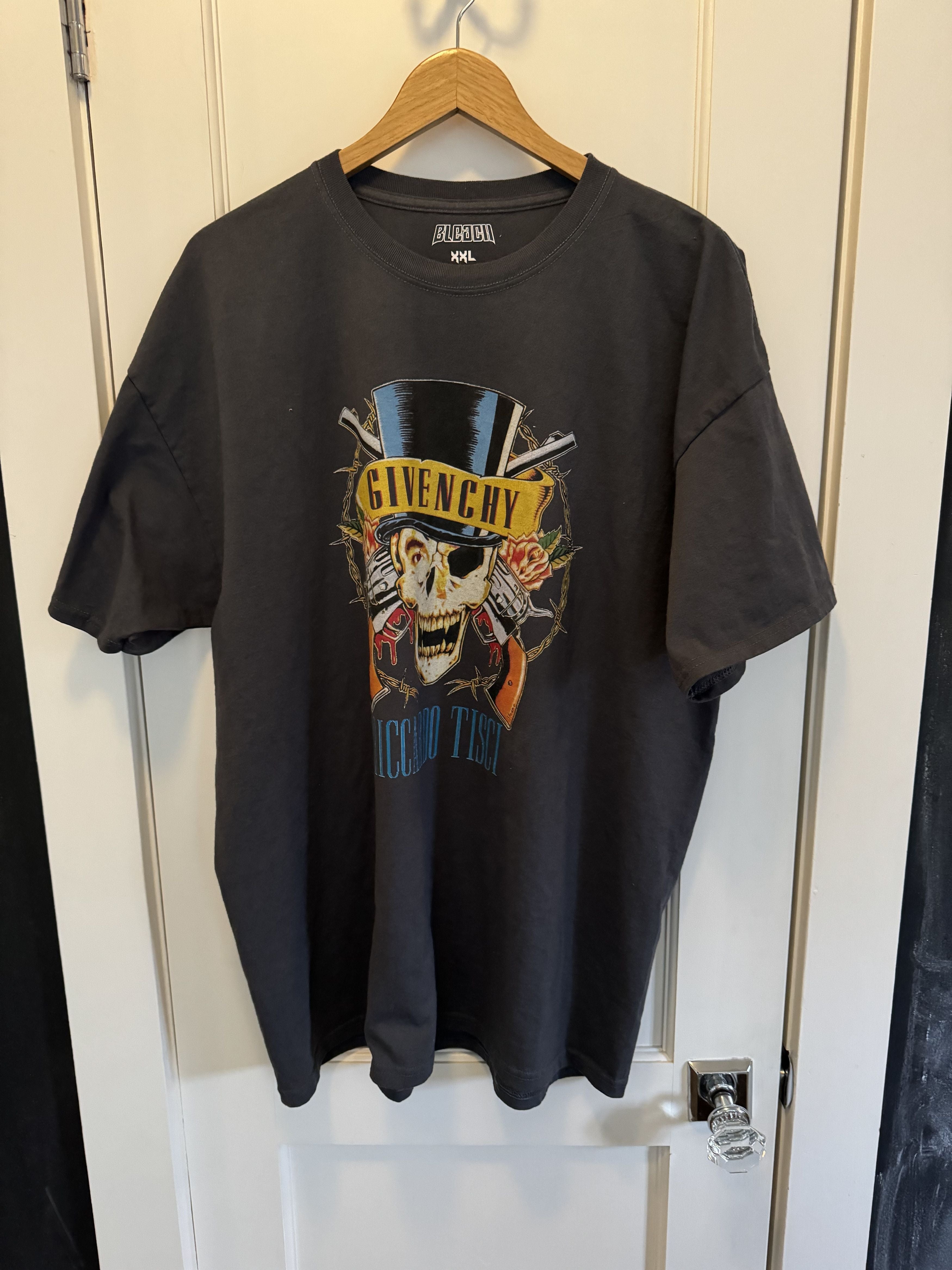 Bleach Givenchy Tour Shirt Hoodie, Sweatshirt | FlexRushtees.com