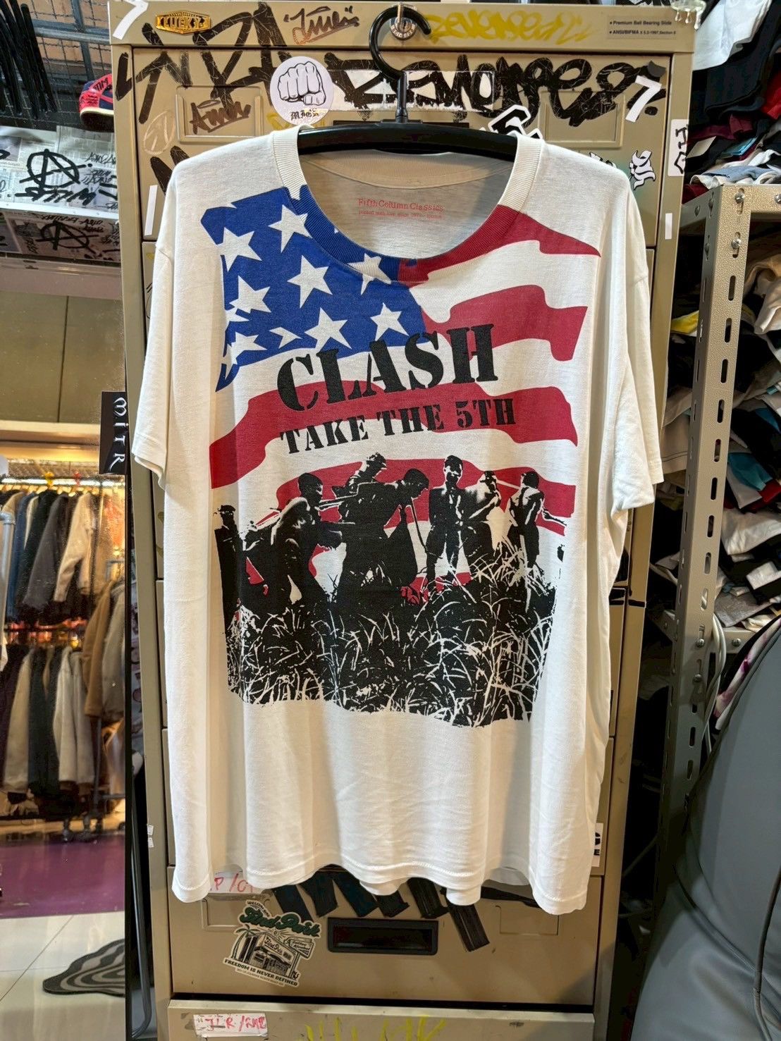 Band Tees Vintage The Clash Tee Hoodie, Sweatshirt | FlexRushtees.com