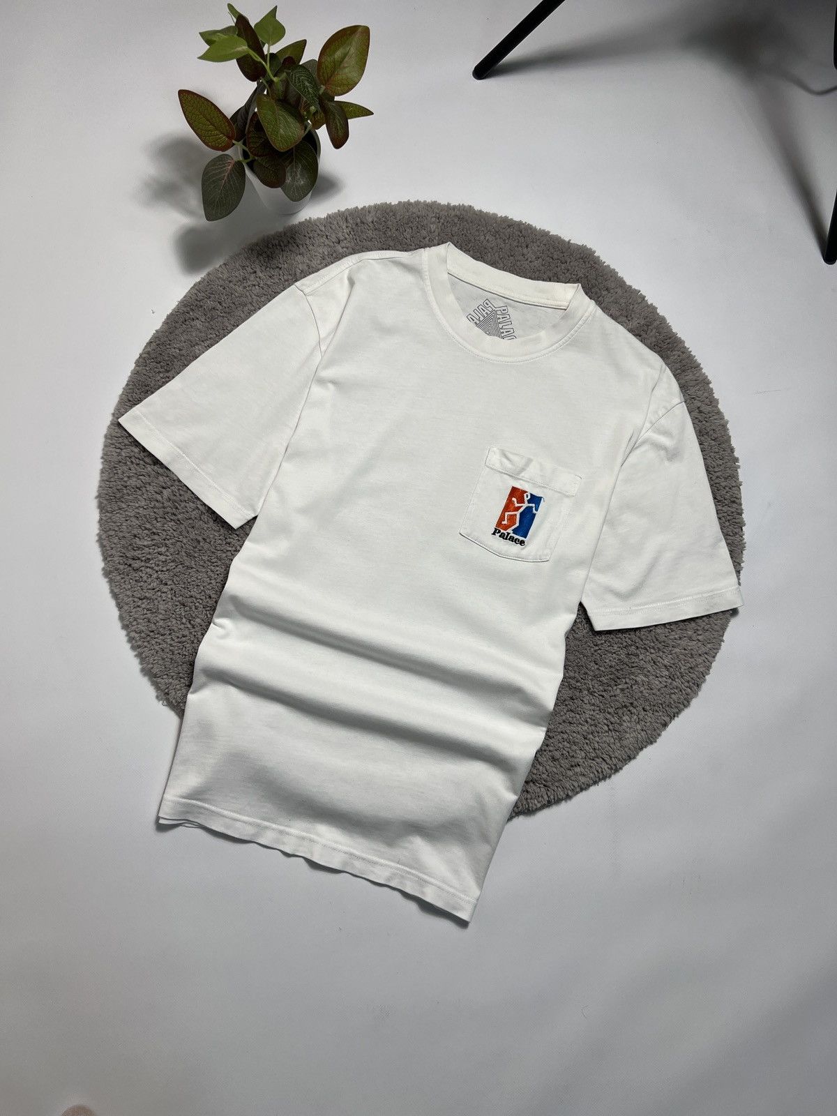 Vintage Palace T Shirt Size M Hoodie, Sweatshirt | FlexRushtees.com