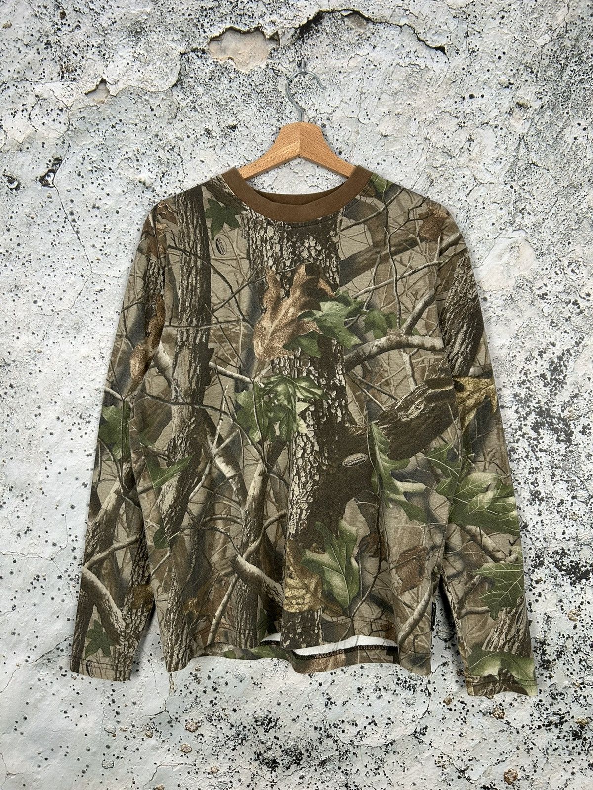 Vintage Camo Realtree Longsleeve Streetwear Rap Skate T-Shirts, Hoodie, Sweatshirt | FlexRushtees.com