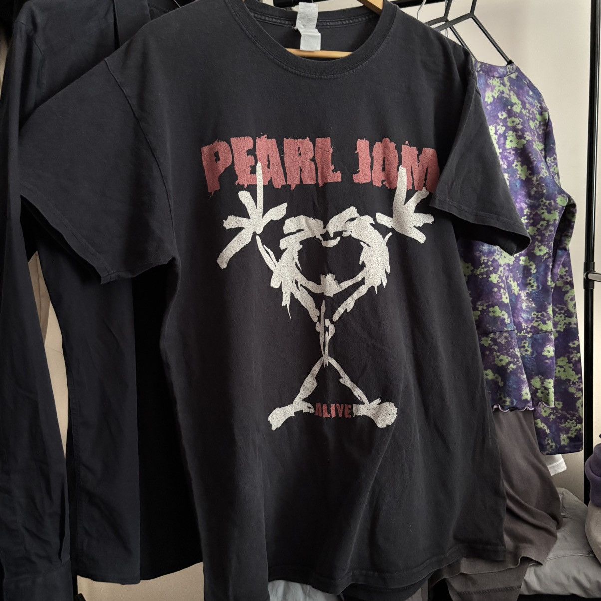 Vintage Faded Pearl Jam Alive Band T Shirt Grunge Punk Hoodie, Sweatshirt | FlexRushtees.com