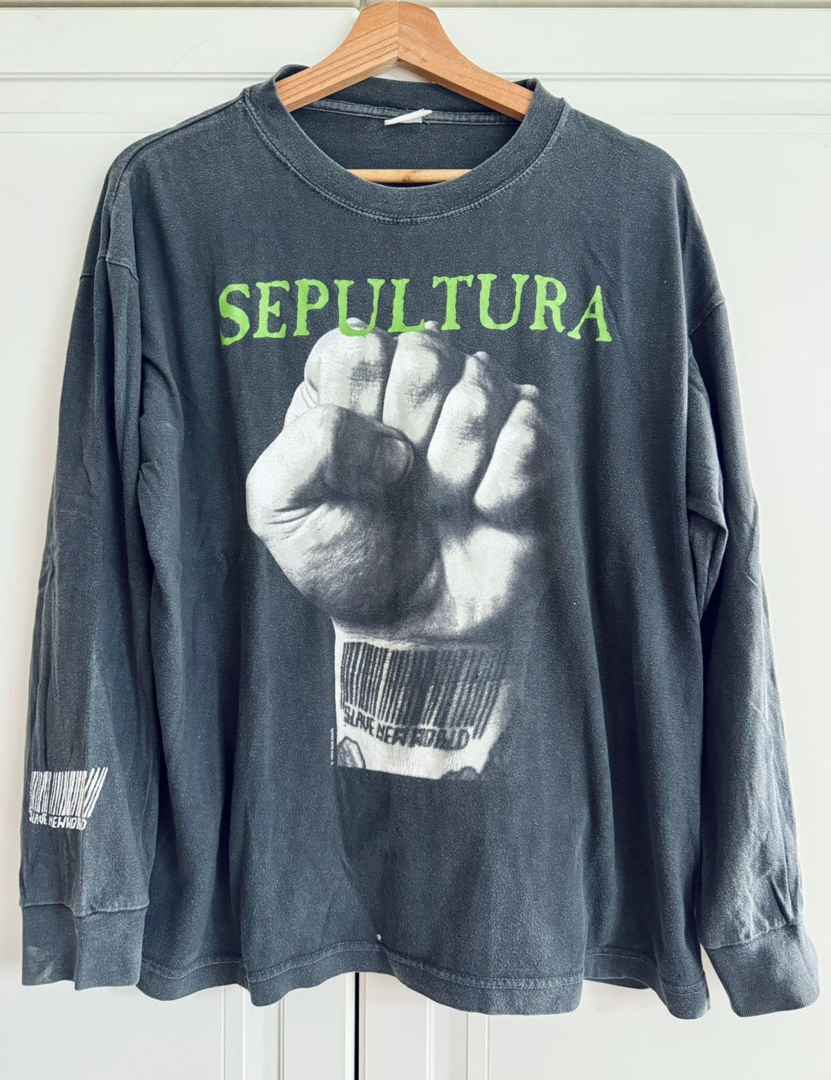 Vintage Sepultura Slave New World 1994 Official Blue Grape T-Shirts, Hoodie, Sweatshirt | FlexRushtees.com