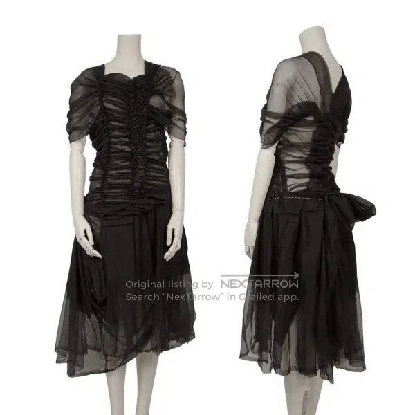 Des Garcons Comme Des Garcons Black Vintage Chiffon 3d Design Sense Dr T-Shirts, Hoodie, Sweatshirt | AU16VibeMintTees.com