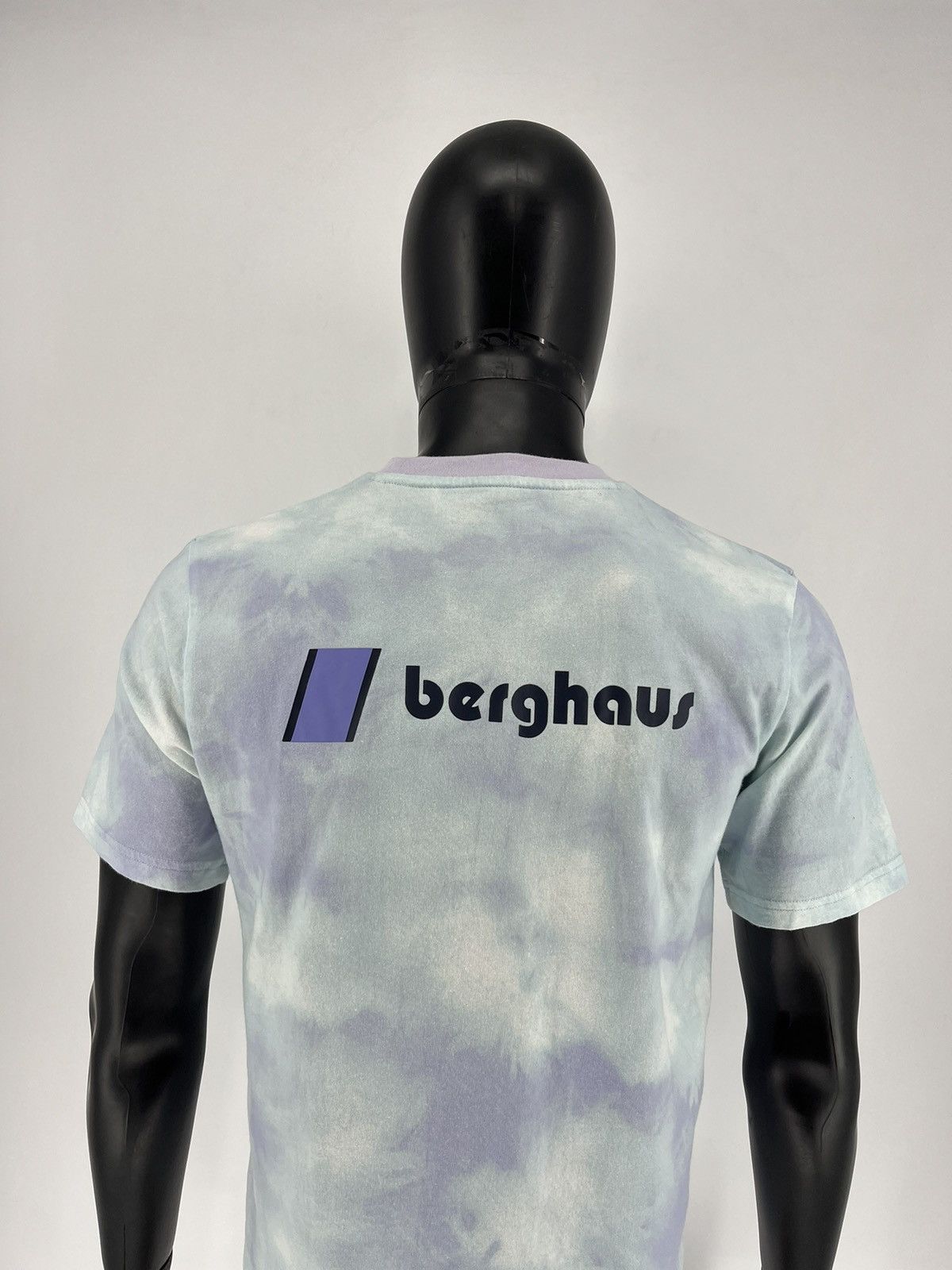 Vintage Berghaus Tay Day T Shirt Outdoor Hiking Big Logo Hoodie, Sweatshirt | FlexRushtees.com